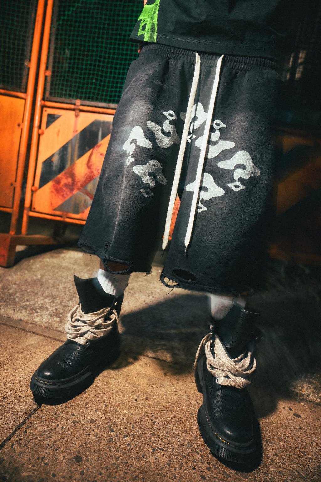AMNESIA "FALLEN WAIST" Double Waist Pants (Black)